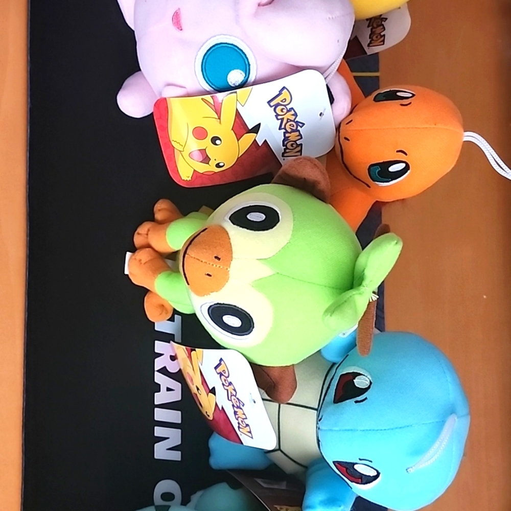 Pokemon Plush Bundle (6)